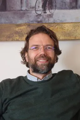 Dr. Andrea Moser